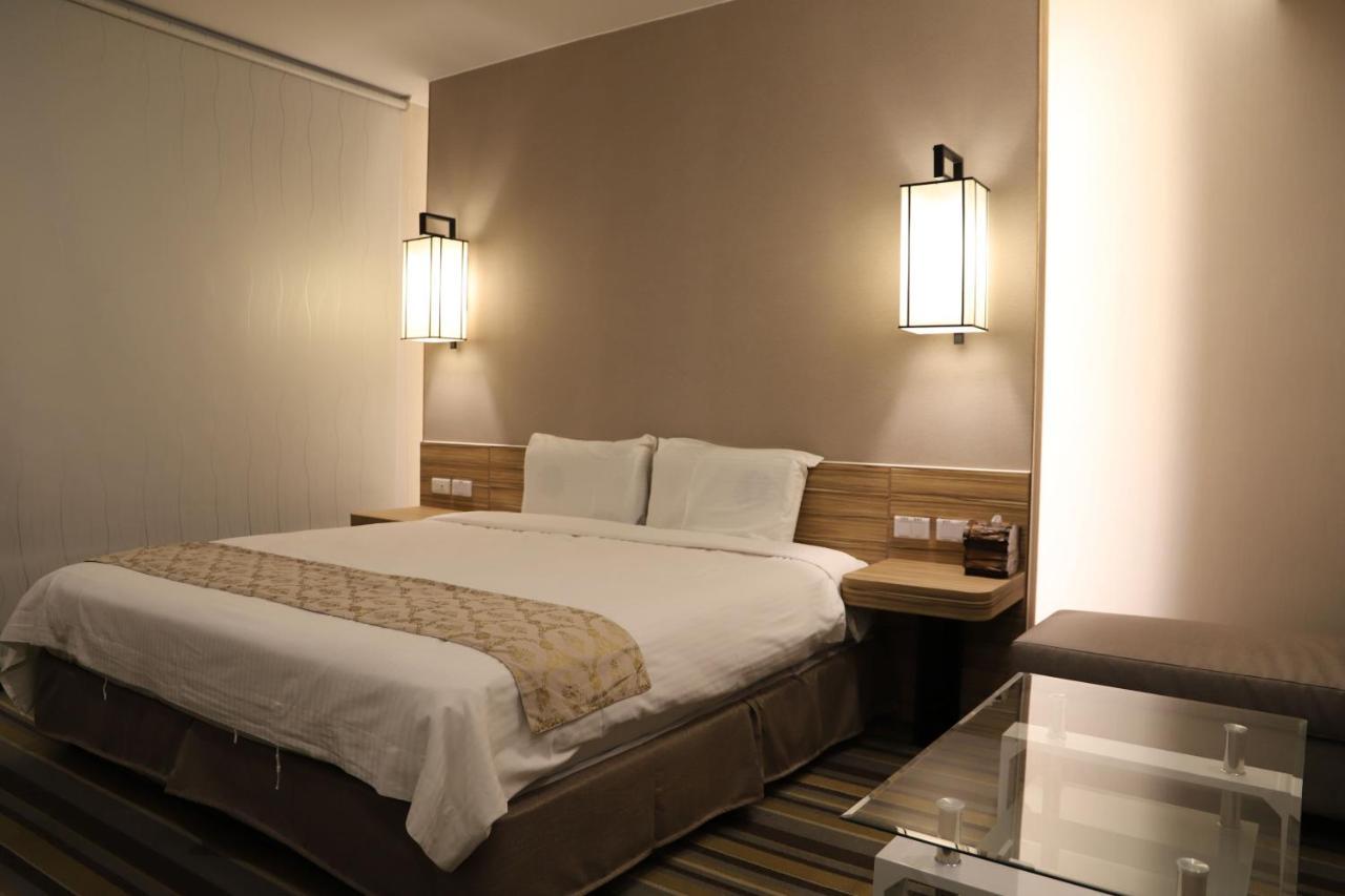 Tainan Julie'S Garden 峰情文旅 Hotel Anping Eksteriør billede