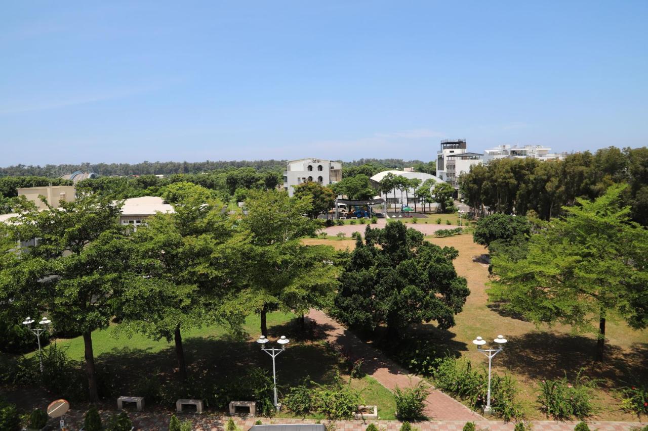 Tainan Julie'S Garden 峰情文旅 Hotel Anping Eksteriør billede