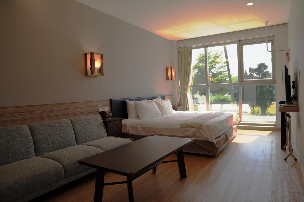 Tainan Julie'S Garden 峰情文旅 Hotel Anping Eksteriør billede