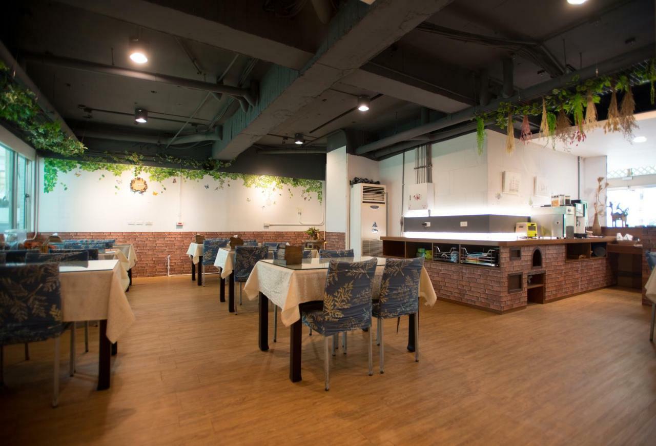 Tainan Julie'S Garden 峰情文旅 Hotel Anping Eksteriør billede