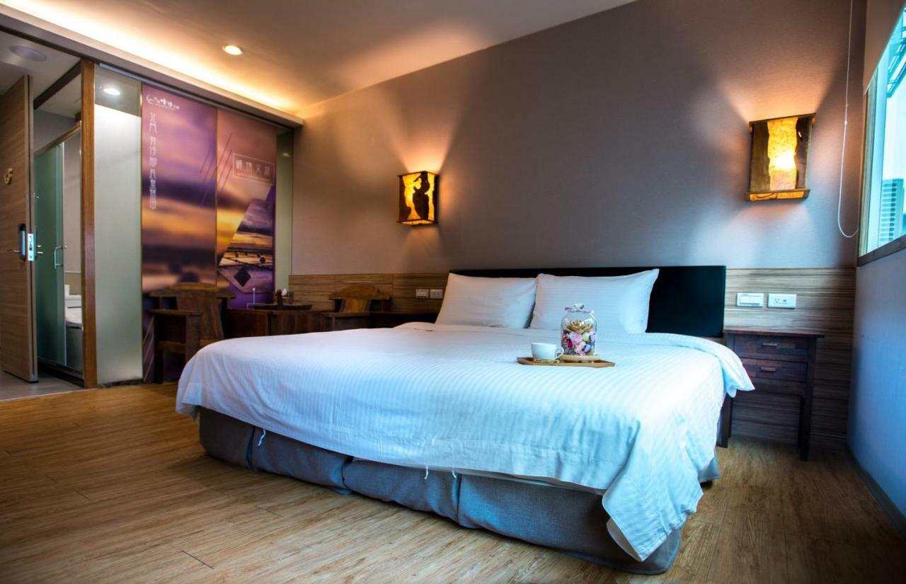 Tainan Julie'S Garden 峰情文旅 Hotel Anping Eksteriør billede