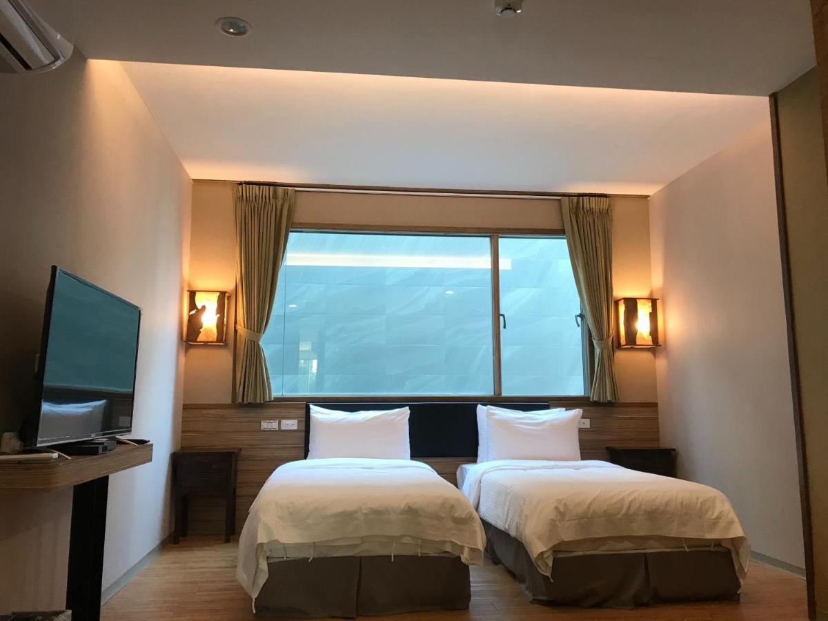 Tainan Julie'S Garden 峰情文旅 Hotel Anping Eksteriør billede